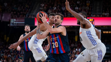 El hábil Nicolás Laprovittola marcó 19 puntos.