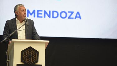 Alfredo Cornejo sobre la Ruta 40 Sur: Nos gustaría que el gobierno de Neuquén nos ayude un poco más Alfredo Cornejo sobre la Ruta 40 Sur: Nos gustaría que el gobierno de Neuquén nos ayude un poco más