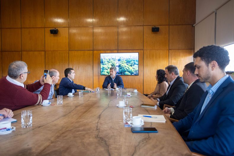 La Ciudad y APROTAM lanzar&aacute;n un programa de capacitaci&oacute;n e inserci&oacute;n laboral para choferes profesionales.