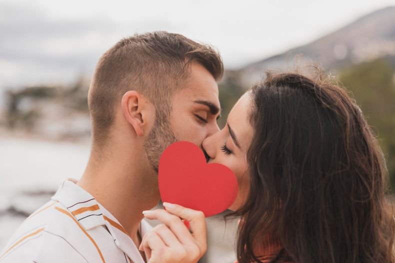 Día Internacional del Beso: el llamativo origen detrás del 13 de abril