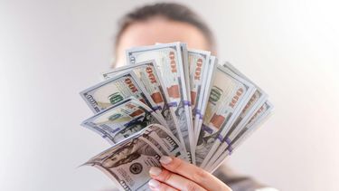 Dólar hoy y dólar blue en Mendoza: a cuánto cotiza este miércoles 17 de diciembre de 2025 Dólar hoy y dólar blue en Mendoza: a cuánto cotiza este miércoles 17 de diciembre de 2025