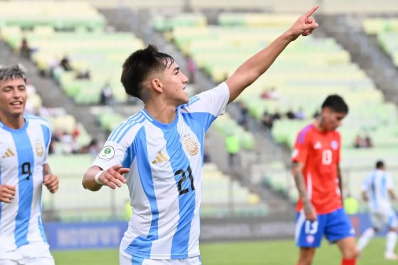 El fútbol de Argentina se impuso una vez más al de Chile.