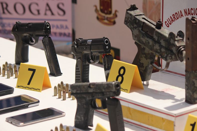 El 70% de las armas decomisadas en México provienen de Estados Unidos.