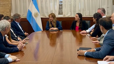 Flavia Royón en el encuentro con la CAEM.