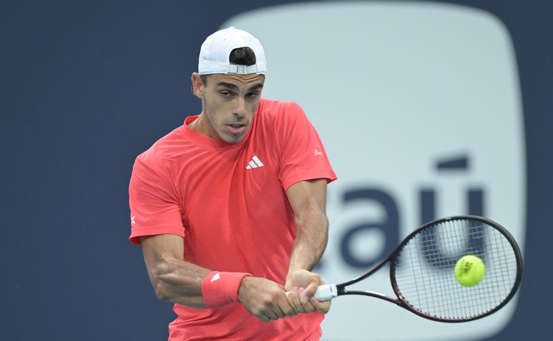 Francisco Cerúndolos, versus Grigor Dimitrov, ATP Miami 2025.jpg