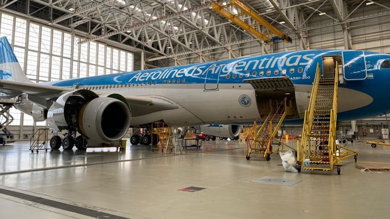 Aerolíneas vio caer 97% sus ingresos y decide la suspensión temporal de trabajadores