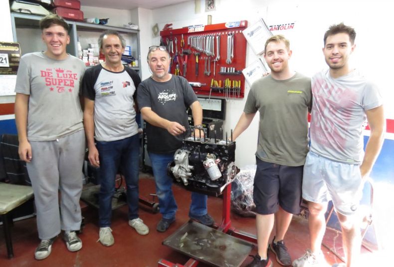 22 El equipo Antolín Competición tabajando con todo para la temporada 2022. Sábado 05 02 22