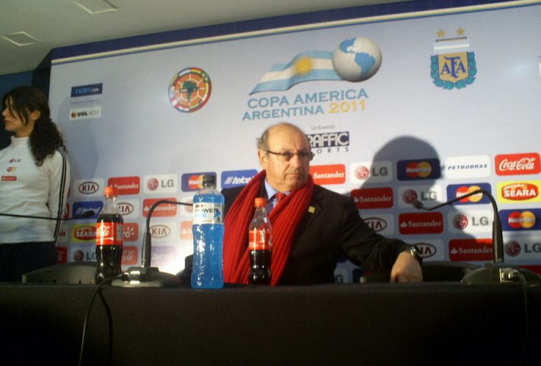 Oración y trabajo esa es la fórmula de trabajo que desarrolla el entrenador uruguayo.