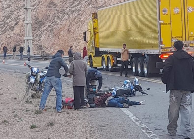Grave accidente en Alta Monta&ntilde;a caus&oacute; demoras e interrupci&oacute;n del tr&aacute;nsito para transportes de cargas.&nbsp;