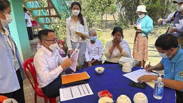 Camboya registra su primera muerte humana por gripe aviar.&nbsp;