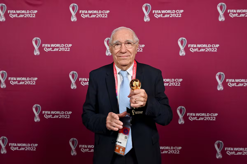 El periodista deportivo Enrique Macaya Márquez, de 91 años, será homenajeado en la edición 2026 de los Premios Martín Fierro de la Televisión