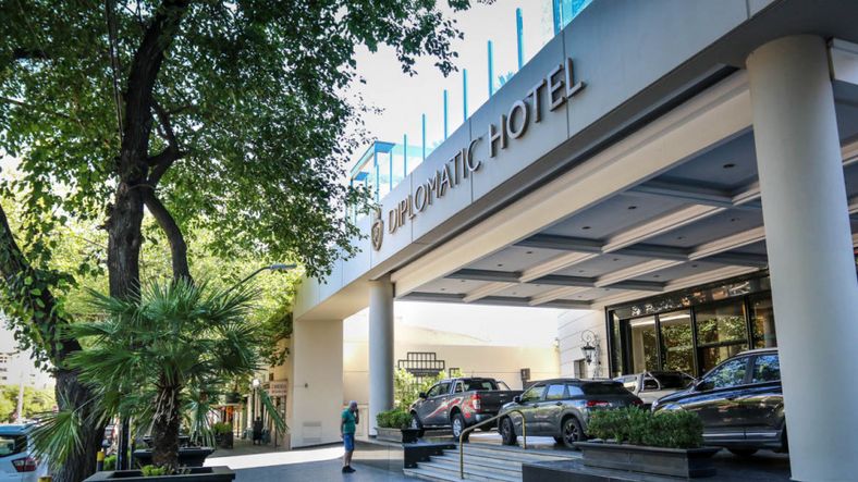 Con turistas nacionales y menos empleados, tres de los cuatro hoteles 5 estrellas se reinventan en temporada 2021