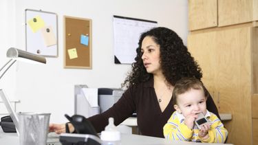 Sitio Andino | Mamas trabajando-desde-casa