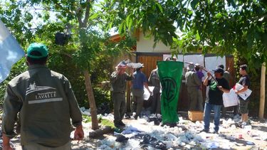 Sitio Andino | escrache ATE casa Roberto Righi, lavalle, intendente