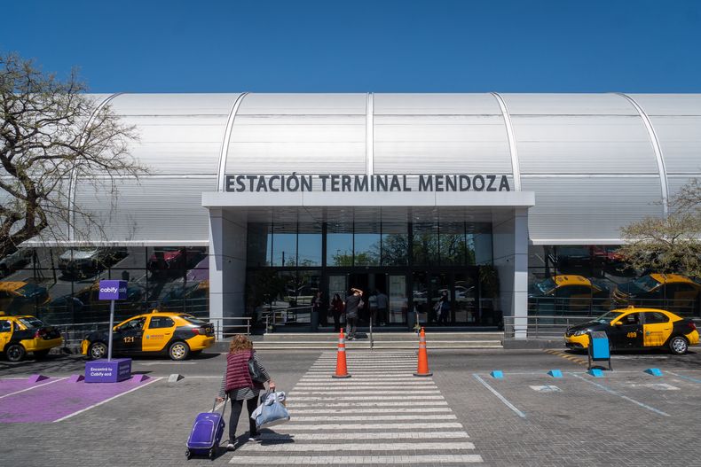 La Provincia habilitó un espacio dentro de la Terminal para tareas operativas y de atención del Ministerio de Seguridad.
