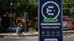 Se terminó la prueba piloto y rige de manera plena el estacionamiento medido digital en varias calles del microcrentro