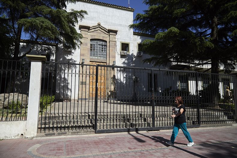 Incertidumbre en la Municipalidad de Las Heras: se cerró la atención al  público