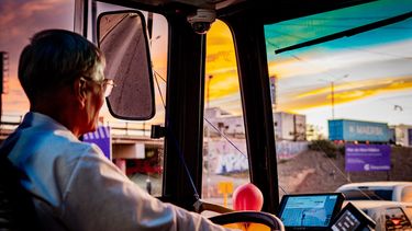 De sodero a colectivero: la historia de Rubén, el mendocino que dio su última vuelta y se jubiló. De sodero a colectivero: la historia de Rubén, el mendocino que dio su última vuelta y se jubiló.