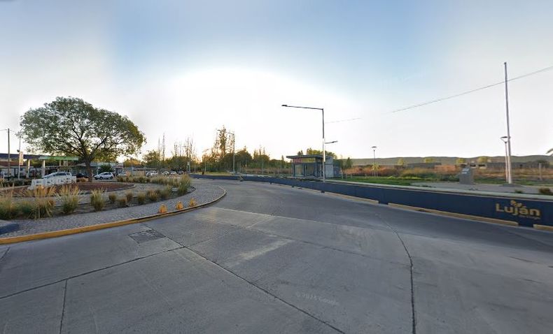 El accidente vial ocurrió en la rotonda de Olavarría y Ruta 15 de Luján de Cuyo.