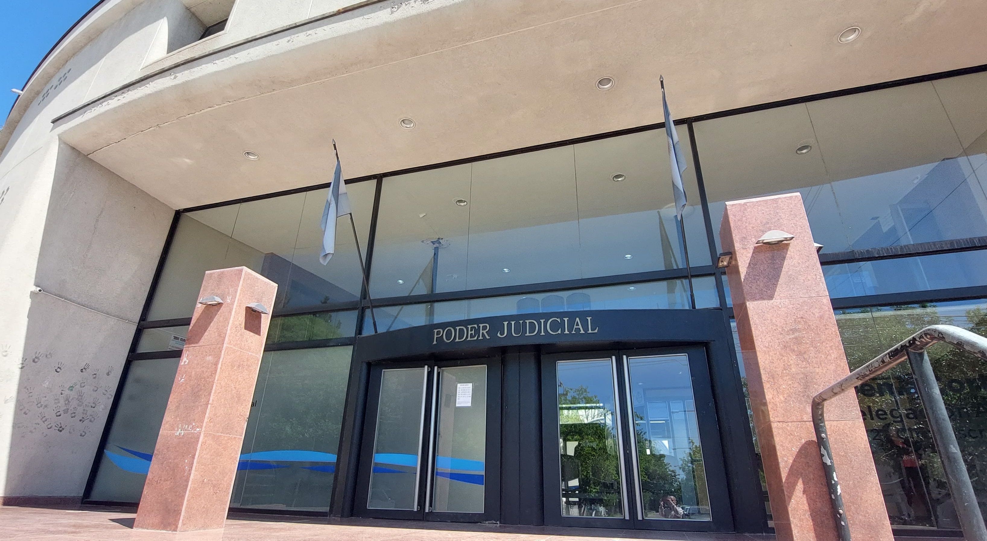 En la Justicia de San Rafael está el expediente sobre la causa. En la Justicia de San Rafael está el expediente sobre la causa.
