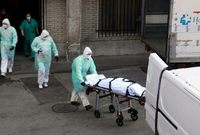 La pandemia suma más de 900.000 muertes en el mundo