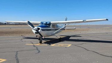 El Gobierno de Mendoza autorizó al Aeroclub a volver a usar la Base Cóndor bajo una millonaria inversión. El Gobierno de Mendoza autorizó al Aeroclub a volver a usar la Base Cóndor bajo una millonaria inversión.