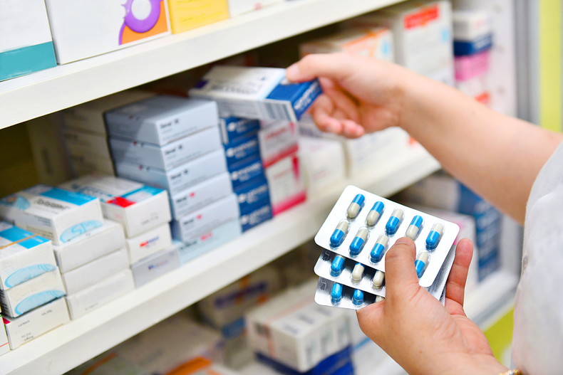 Desde Salud aseguraron que los centros de salud cuentan con medicamentos disponibles para entregar a los pacientes.