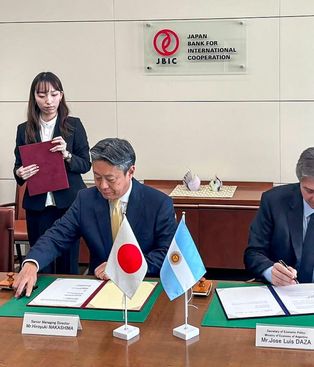Argentina y Japón renuevan un acuerdo financiero para atraer inversiones mediante el RIGI Argentina y Japón renuevan un acuerdo financiero para atraer inversiones mediante el RIGI
