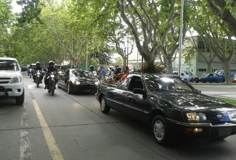 Velorio policía san rafael