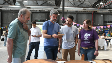 Ulpiano Suarez presente en la Nave Cultural.