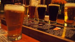 Antares lanza dos nuevas variedades de estación: Saison y la Alt Bier