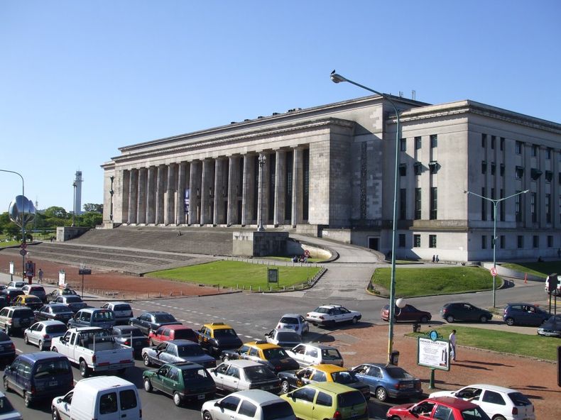 La Universidad de Buenos Aires continúa liderando a nivel nacional en el ranking QS 2026.