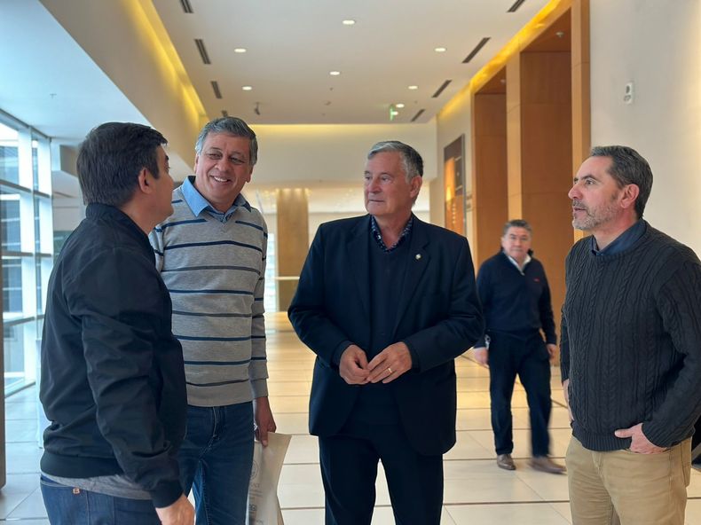 La Unión Mendocina sumó el apoyo de un académico.