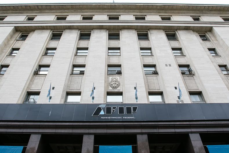 Los datos de Afip confirman que por tercera vez en 2024 los impuestos recaudan menos que la inflación