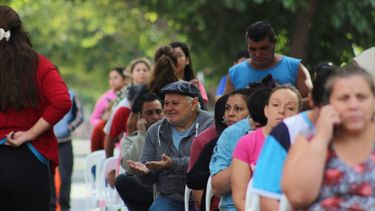 Mañana cobran jubilados y pensionados que perciben la mínima con DNI finalizado en 4
