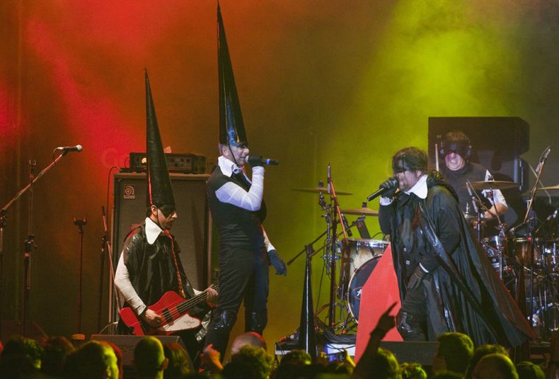 fiesta de la cerveza 2015, godoy cruz, primer noche, los brujos