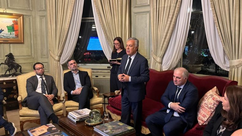 Alfredo Cornejo presents to business leaders in London on mining, energy and petroleum