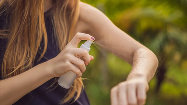Atención: la ANMAT prohibió un repelente para mosquitos.