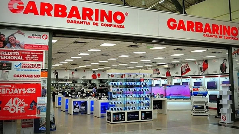 Garbarino, un derrumbe con mucho ruido.