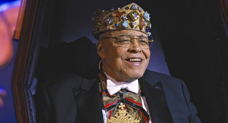 Murió el actor James Earl Jones, la icónica voz de Darth Vader y Mufasa