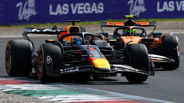 Max Verstappen imparable en Monza ante el acecho de sus rivales.