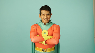 Discriminación y violencia física sufrió un actor argentino de parte de la policía