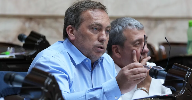 Martín Aveiro pidió informes sobre las tasaciones para la privatización de empresas públicas.