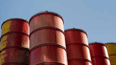 El precio del petróleo sigue en alza mientras crece la tensión en el estrecho de Ormuz