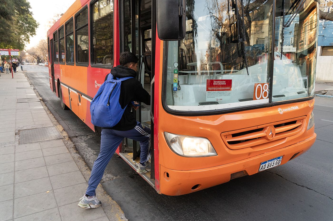 La detención se produjo en el interior de un colectivo del Grupo 200 (imagen ilustrativa) La detención se produjo en el interior de un colectivo del Grupo 200 (imagen ilustrativa)