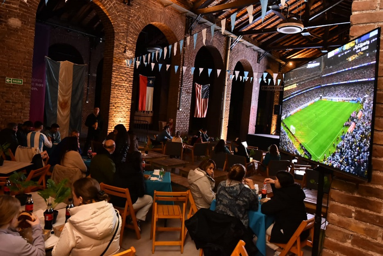 El espacio Arizu a pleno agurada la semifinal de Copa América ante Canadá.