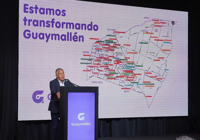 Cornejo ofreció un mensaje de apoyo al sector privado.