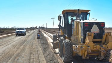 La Dirección Provincial de Vialidad avanza en las obras de la Ruta Provincial 33.