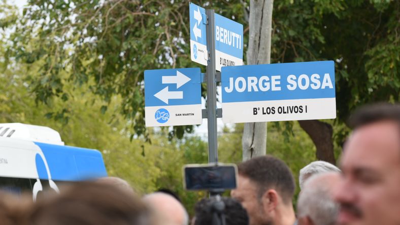 El barrio Los Olivos I de San Martín tiene una calle que se llama Jorge Sosa.