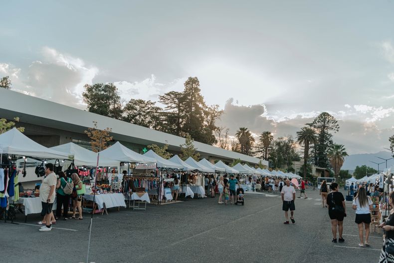 Las ferias mendocinas se consolidaron como espacios que visibilizan el trabajo de los emprendedores